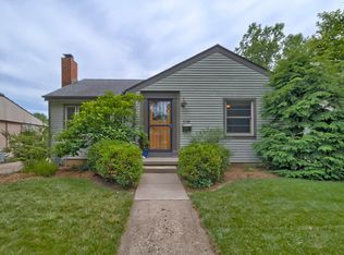 1215 W Daniel St, Champaign, IL 61821