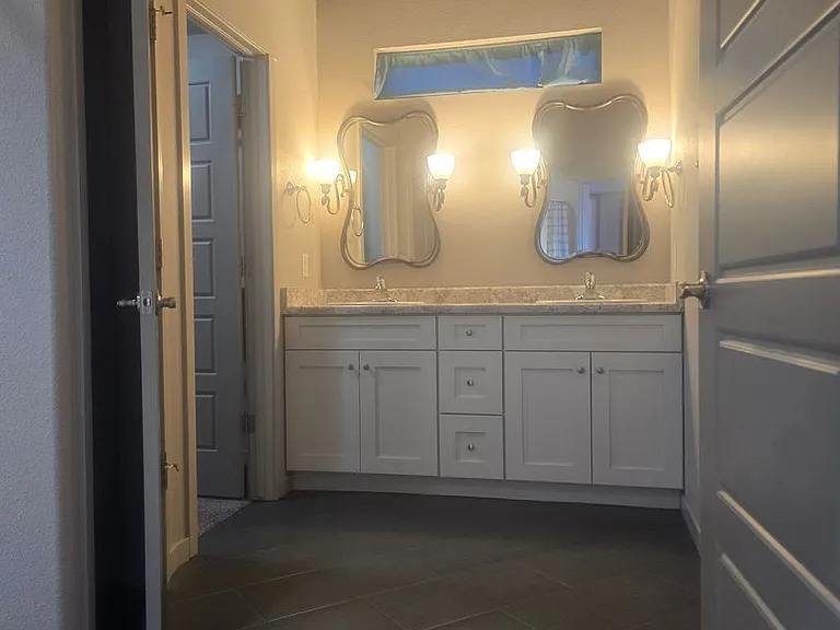 2952 Inishmore Way — Photo 12