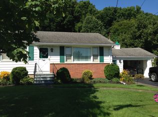10703 Prospect St, Gowanda, NY 14070