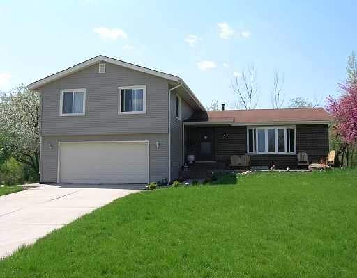 1st image of 12102 Venetian Way
