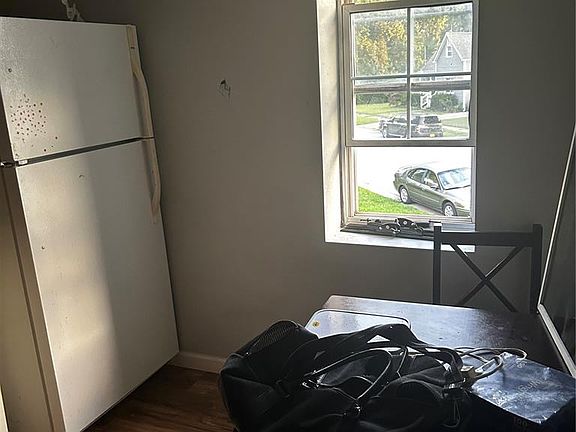 2nd image of 2704 Idaho Ave