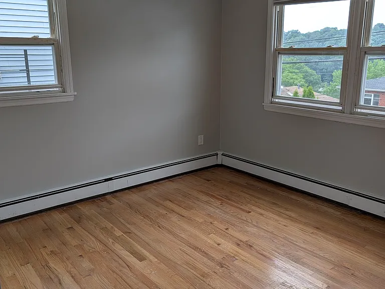 162 Bennett Ave #1 — Photo 8