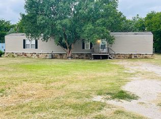 4913 Barton Rd, Joshua, TX 76058