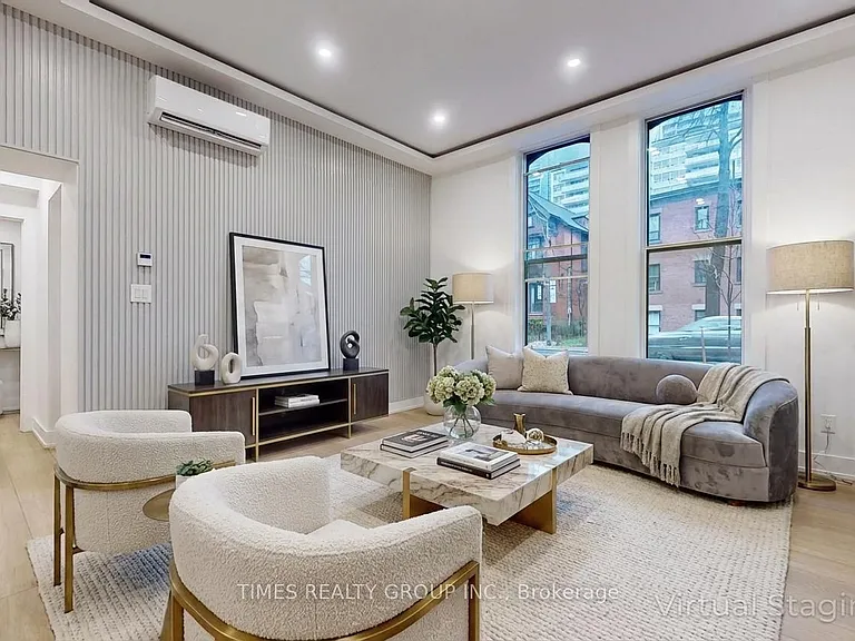 71 Gloucester St — Photo 1