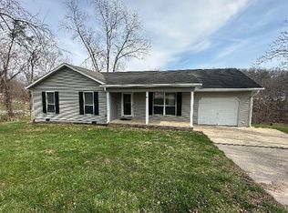 85 Macy Dr, Barboursville, WV 25504