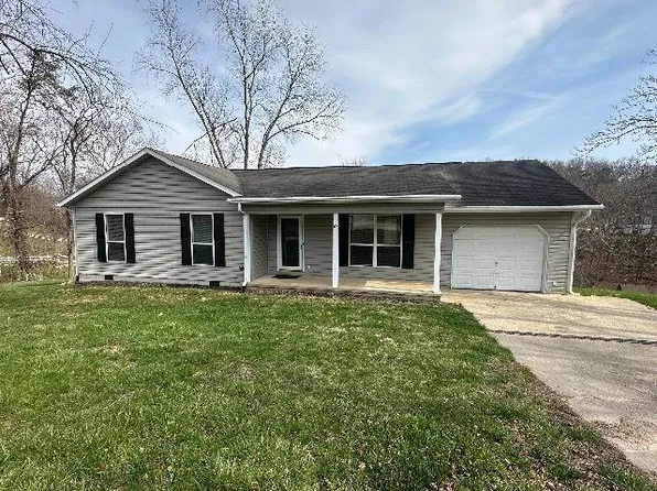 85 Macy Dr, Barboursville, WV 25504