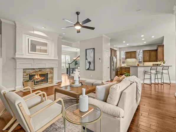 3817 Elgin Dr, Plano, TX 75025