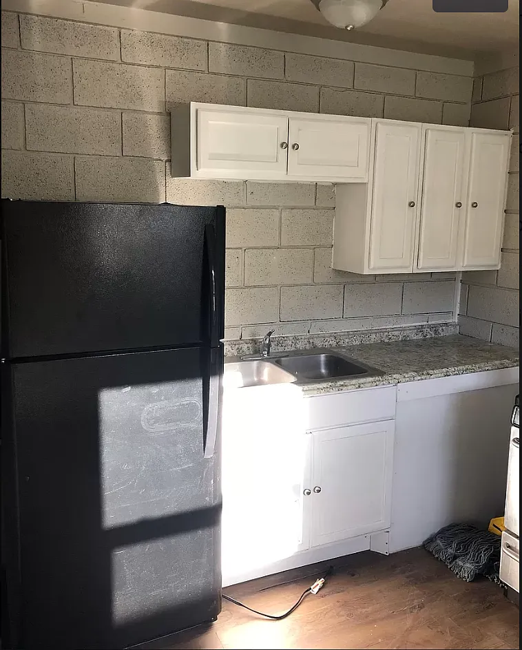 1013 Harlem Ave — Photo 3