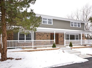 140 S Ela St, Barrington, IL 60010