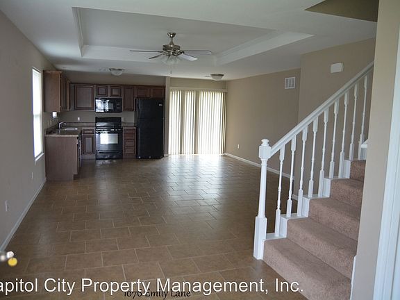 3rd image of 1074 Emily Ln