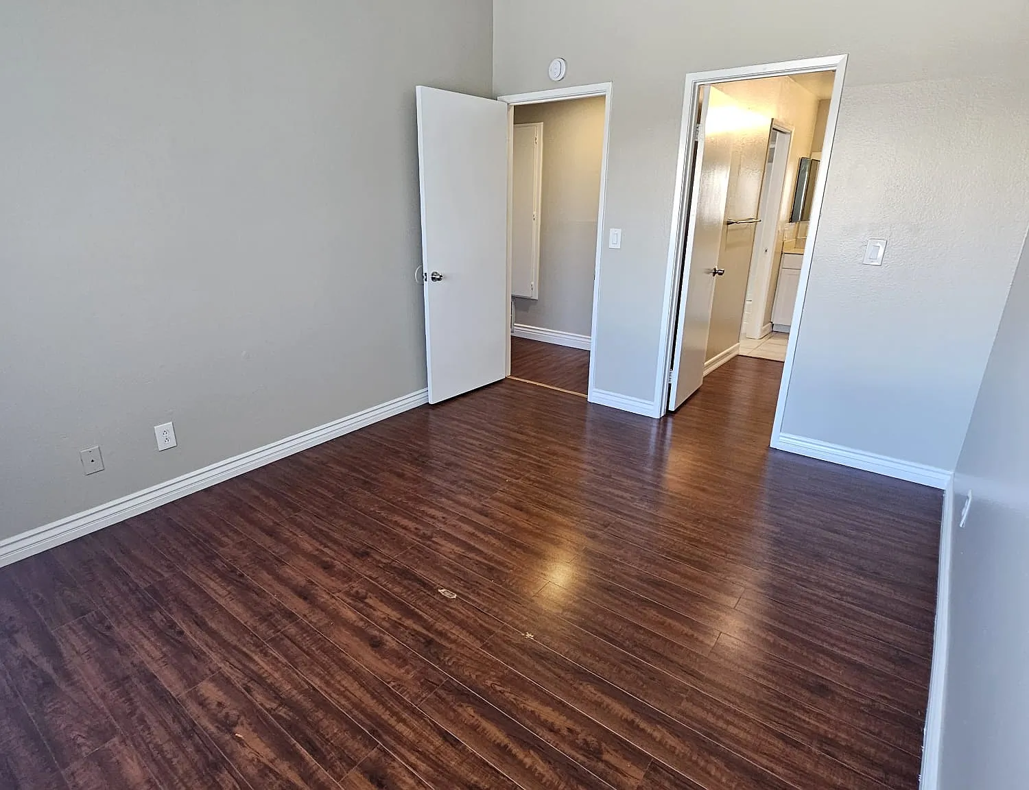 2 bed, 1.5 bath, $2,450 — Photo 1