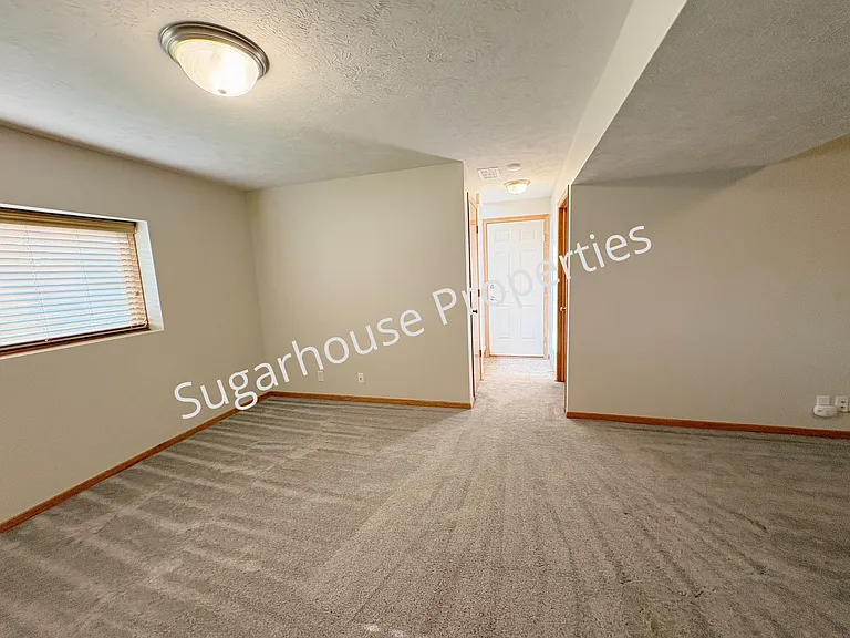 1721 SW 27th St — Photo 19