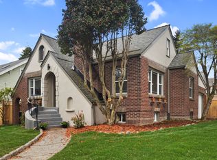 1602 NW 83rd St, Seattle, WA 98117