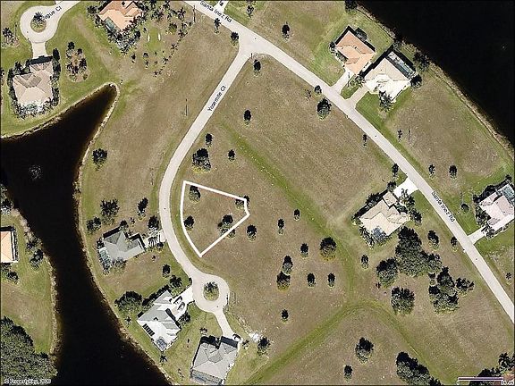 2nd image of 17364 Yosemite Ct