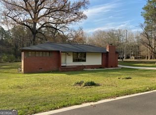 100 Dogwood Ln, Byron, GA 31008