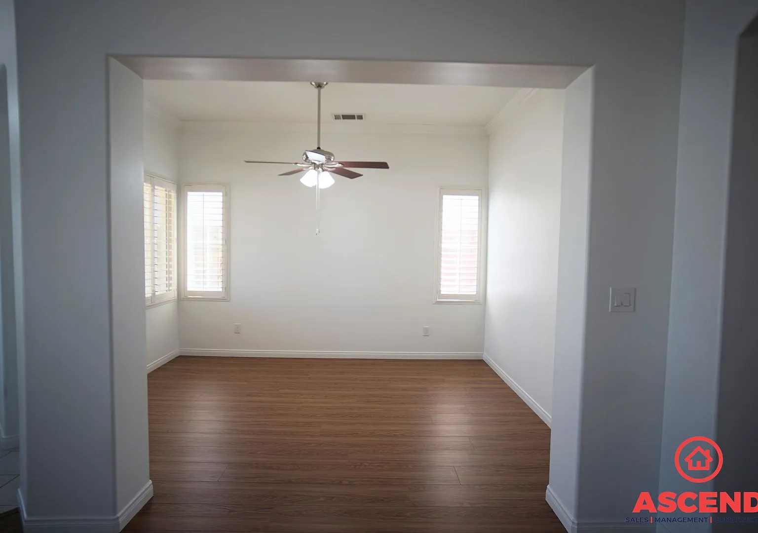 Beautiful Home Off of Coffee and Olive! — Photo 4