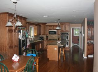 56 Ormsay St, Park Ridge, NJ 07656