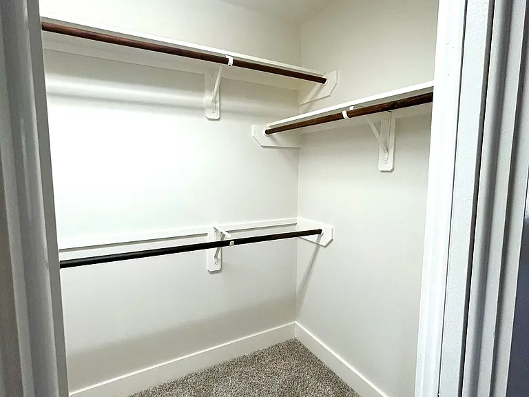 5127 Oasis Park — Photo 28
