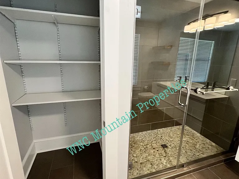 15 Mountain View Ave — Photo 10