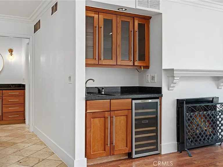 911 N Kings Rd #319 — Photo 19