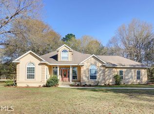 24 Wembly Ct, Ellabell, GA 31308