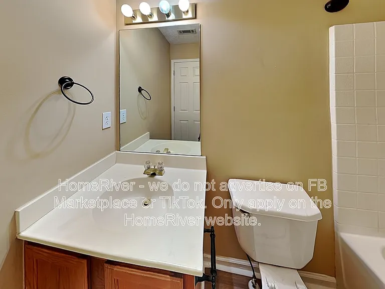 1155 Winthrope Chase Dr — Photo 16