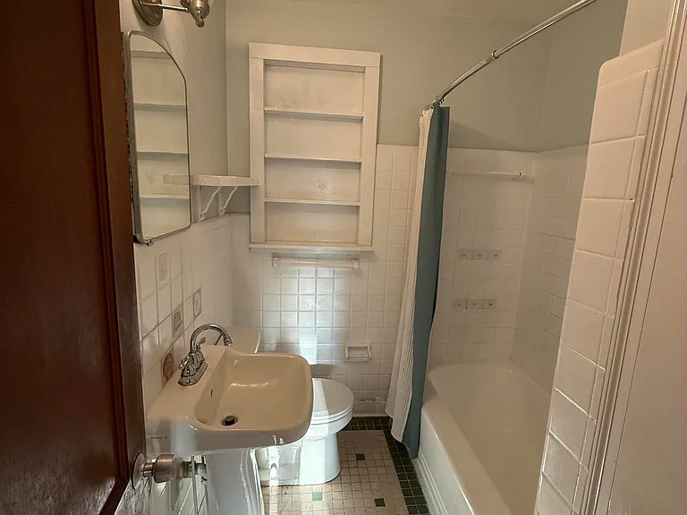1096 E Coast Dr — Photo 12