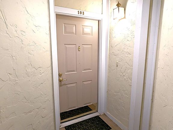 4th image of 2201 Westcourt Ln APT 103