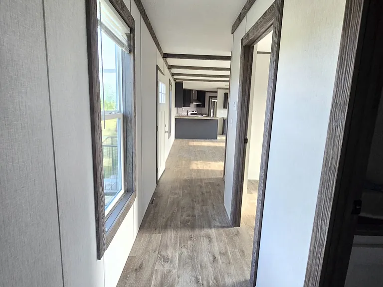 211 FM 2547 — Photo 7