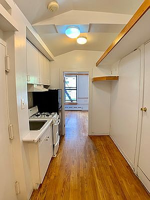 3rd image of 1374 York Ave APT 2A