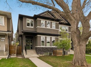 3818 W 2nd St NW, Calgary, AB T2K 0Y4