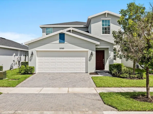 11065 NW Pondside Lane, Port St Lucie, FL 34987
