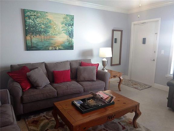 5th image of 17 Vista Gardens Trl