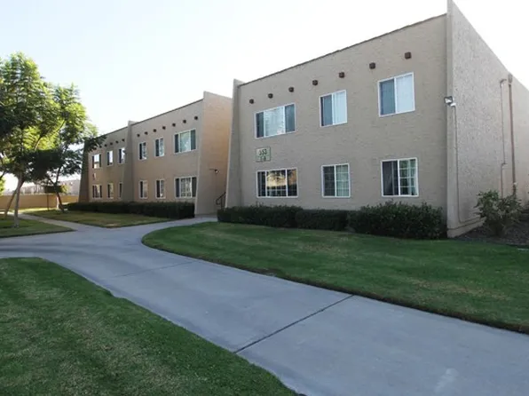 Oxford Terrace Apartments