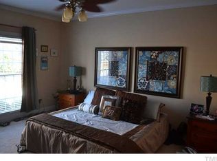 509 Carpenter Town Ln, Cary, NC 27519