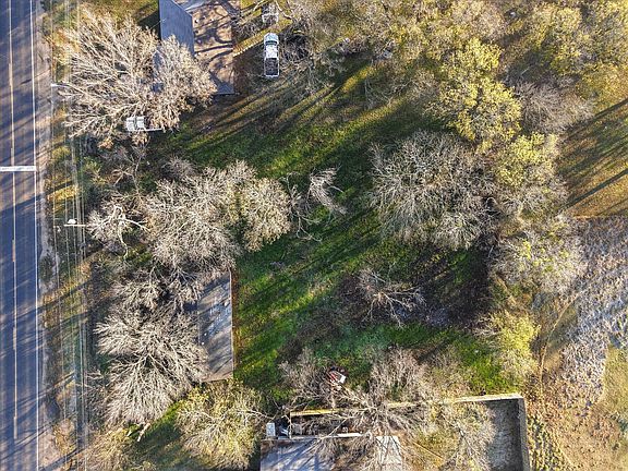 2nd image of 315 S Fm 709 Rd E