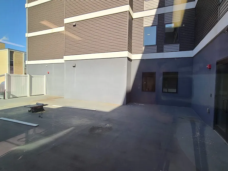 5711 Washington St #301 — Photo 22