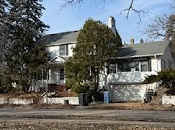 4557 Nokomis Ave S, Minneapolis, MN 55406