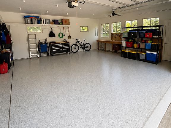 4th image of 8245 Del Dr