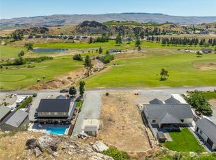 26 Golf Course Dr, Pateros, WA 98846