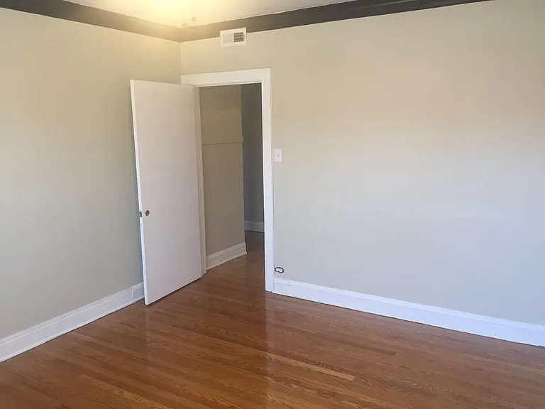 6201 W Wabansia Ave — Photo 8