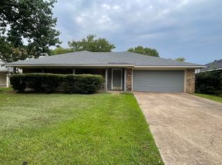 2513 Palmetto Dr, Bossier City, LA 71111