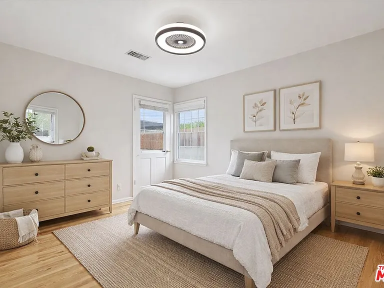 8348 Reading Ave — Photo 23