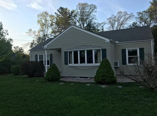 160 Acrebrook Rd, Springfield, MA 01129