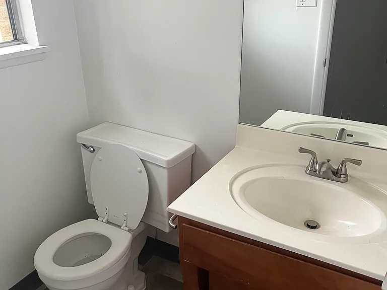 4816 Whyem Dr #A4 — Photo 16