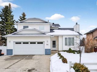 91 N Hawkley Valley Rd NW, Calgary, AB T3G 3B8