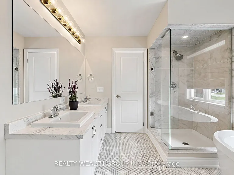 29 Frederick Pearson St — Photo 19