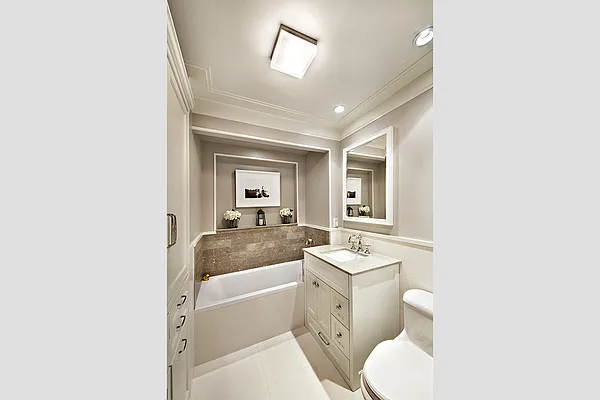 Sold by Stribling | media 5