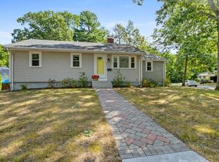 23 Harriss Ct, Abington, MA 02351