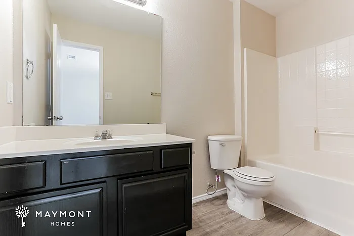 1043 Cheddar Ct — Photo 12